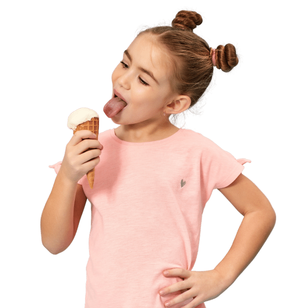 bambina che mangia gelato artigianale - gelati gelasko - torino di sangro